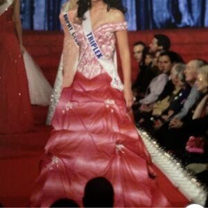 Stephen Yearick/ YSA Makino couture pageant dress ball gown. Good condition!